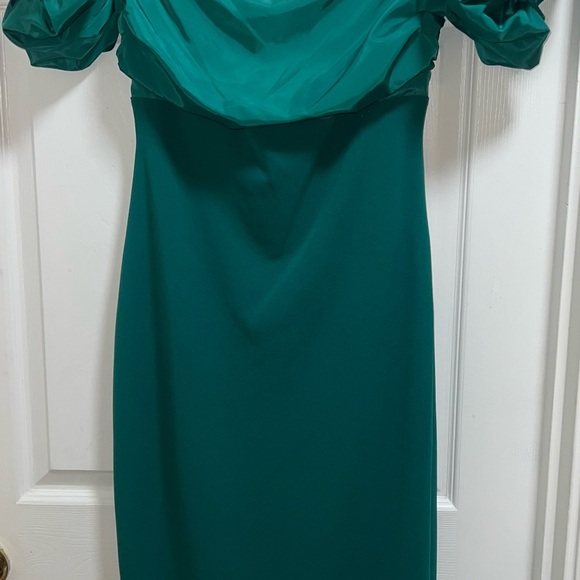 Belle by Badgley Mischka Green Prom, Wedding, special occasion dress. Sz 2 New‎ - Picture 5 of 6